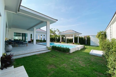 Villa à Hua Hin, Thaïlande 4 chambres № 172627 - photo 4