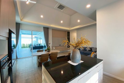 Villa à Hua Hin, Thaïlande 4 chambres № 172627 - photo 10