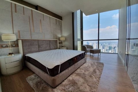 Кондоминиум с 3 спальнями в Кхлонг Сане, Бангкок, Таиланд № 134037 - фото 5