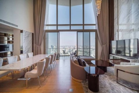 Кондоминиум с 3 спальнями в Кхлонг Сане, Бангкок, Таиланд № 134037 - фото 3