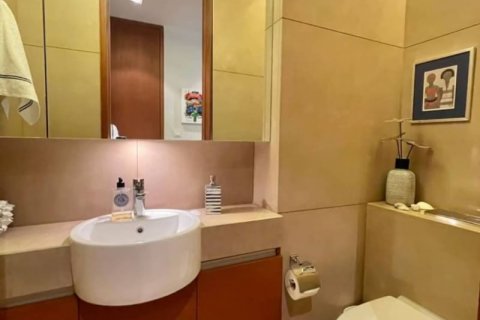 Condo à Pathum Wan, Bangkok, Thaïlande, 3 chambres № 134033 - photo 18