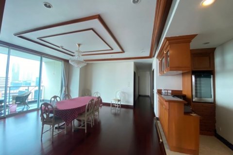 Кондоминиум с 3 спальнями в Патхум Ване, Бангкок, Таиланд № 134031 - фото 6