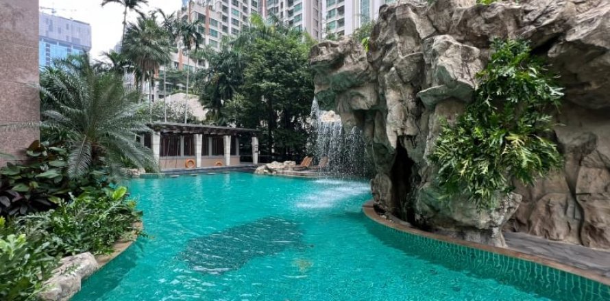 Кондоминиум с 3 спальнями в Патхум Ване, Бангкок, Таиланд № 134031