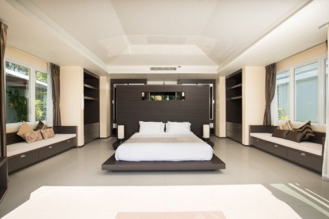 Villa on Surin Beach, Thailand 5 bedrooms № 134032 - photo 21