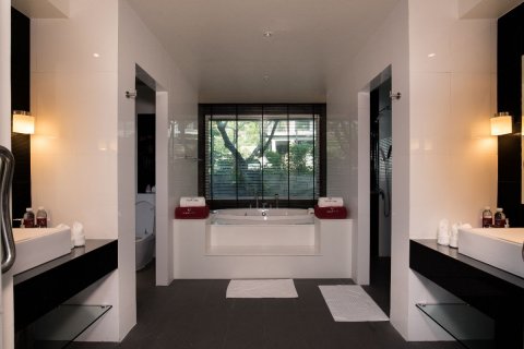 Villa on Surin Beach, Thailand 5 bedrooms № 134032 - photo 25