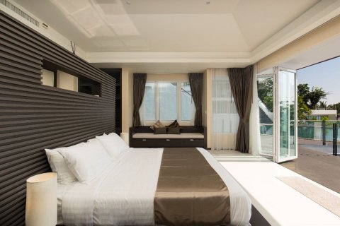 Villa on Surin Beach, Thailand 5 bedrooms № 134032 - photo 22
