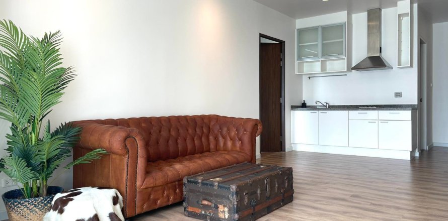 Студия в кондо в Ваттхане, Бангкок, Таиланд № 163354