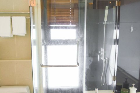 Кондоминиум с 2 спальнями в Банг Раке, Бангкок, Таиланд № 163350 - фото 14