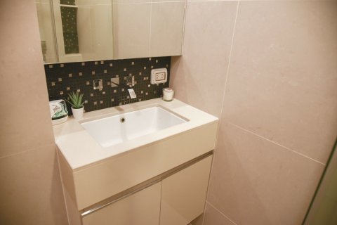 Кондоминиум с 2 спальнями в Банг Раке, Бангкок, Таиланд № 163350 - фото 15