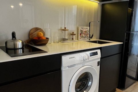 Condo in Huai Khwang, Bangkok, Thailand, 2 bedrooms  № 163352 - photo 3