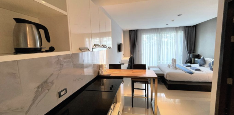 Studio dans le Condo à Kathu, Thaïlande  № 163355
