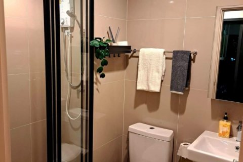 Eigentumswohnung in Huai Khwang, Bangkok, Thailand, 1 Schlafzimmer  № 219142 - Foto 9