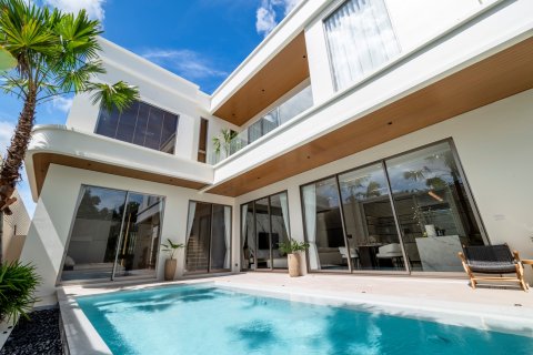 Вилла в Паттайе, Таиланд с 5 спальнями  № 170096 - фото 2