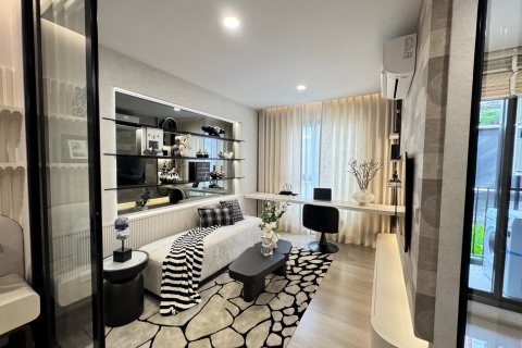 Condo in Phaya Thai, Bangkok, Thailand, 2 bedrooms  № 170090 - photo 23