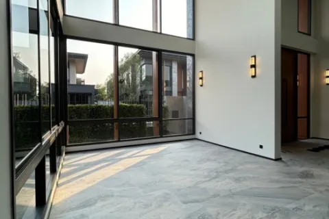 Haus in Suan Luang, Bangkok, Thailand 5 Schlafzimmer № 216343 - Foto 3