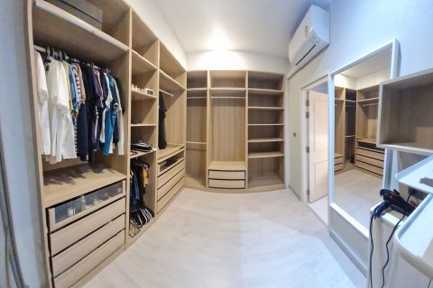 Дом в Лат Крабанге, Бангкок, Таиланд с 4 спальнями  № 147305 - фото 8