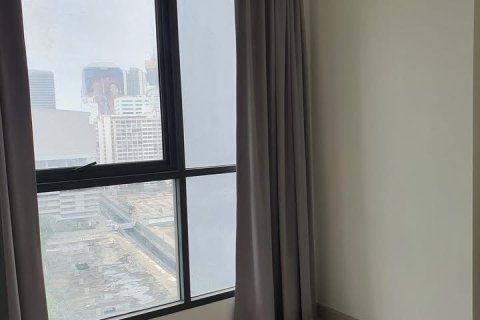 Condo à Huai Khwang, Bangkok, Thaïlande, 2 chambres  № 147306 - photo 7