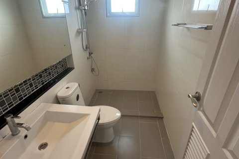 House in Bang Kapi, Bangkok, Thailand 3 bedrooms № 147304 - photo 11