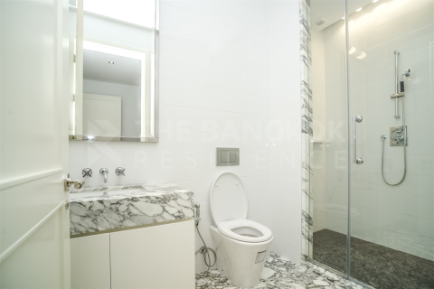 Condo in Bangkok, Thailand, 2 bedrooms № 184573 - photo 5