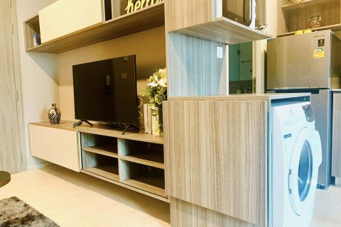 Студия в кондо в Банг Кхене, Бангкок, Таиланд № 144965 - фото 2
