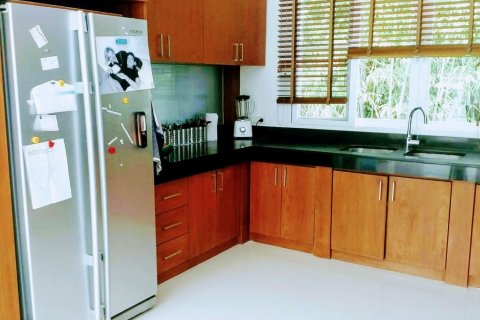 Villa in Kathu, Thailand 4 bedrooms № 140944 - photo 18