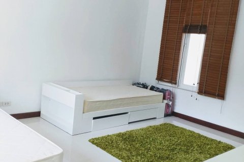 Villa in Kathu, Thailand 4 bedrooms № 140944 - photo 19