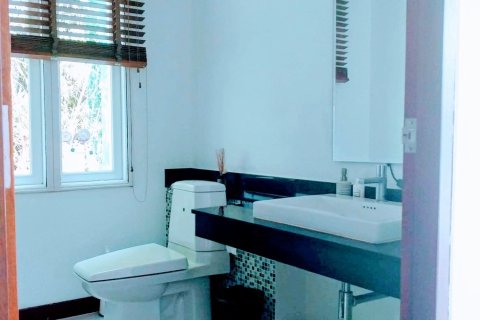 Villa in Kathu, Thailand 4 bedrooms № 140944 - photo 27