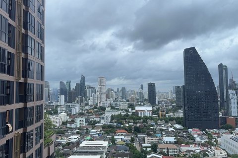 Studio in the Condo in Khlong Toei, Bangkok, Thailand  № 140943 - photo 12