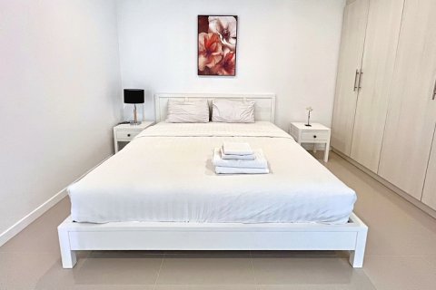 Condo in Hua Hin, Thailand, 3 bedrooms № 205669 - photo 11