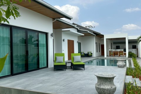 Villa in Hua Hin, Thailand 3 bedrooms № 205667 - photo 4