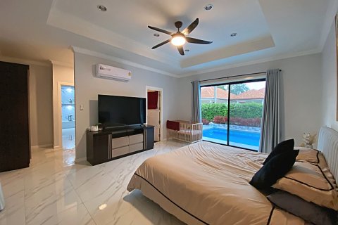 Villa in Hua Hin, Thailand 3 bedrooms № 205666 - photo 12