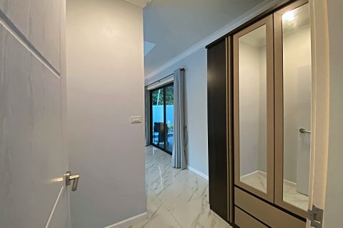 Villa in Hua Hin, Thailand 3 bedrooms № 205666 - photo 10