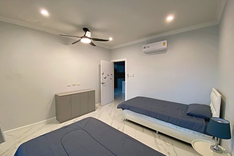 Villa in Hua Hin, Thailand 3 bedrooms № 205666 - photo 17
