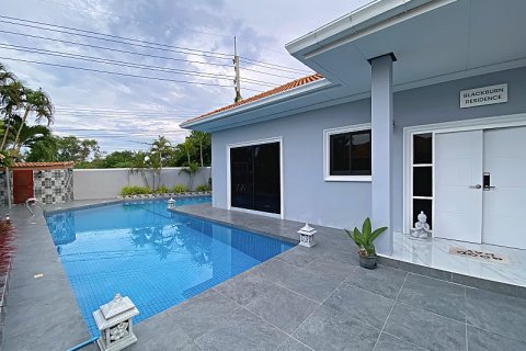 Villa in Hua Hin, Thailand 3 bedrooms № 205666 - photo 8