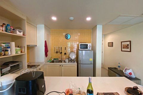 Condo in Hua Hin, Thailand, 1 bedroom № 205672 - photo 11
