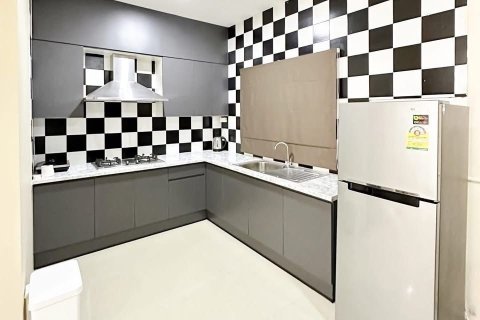 House in Samut Prakan, Thailand 4 bedrooms № 147915 - photo 5