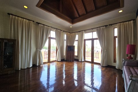 Maison à Pattaya, Thaïlande 4 chambres № 147916 - photo 9