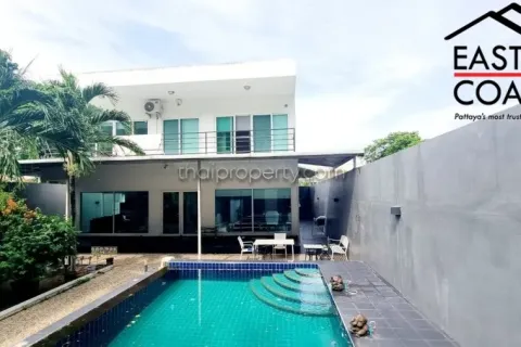 Casa de 3 dormitorios en Jomtien Beach, Pattaya, Tailandia № 213476 - foto 21