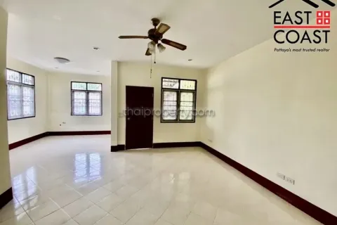 Casa de 2 dormitorios en Pattaya, Tailandia № 213478 - foto 7