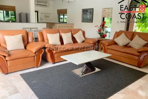 Casa de 3 dormitorios en Pattaya, Tailandia № 213477 - foto 10