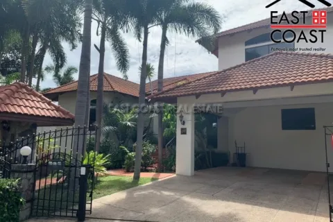 Casa de 3 dormitorios en Pattaya, Tailandia № 213477