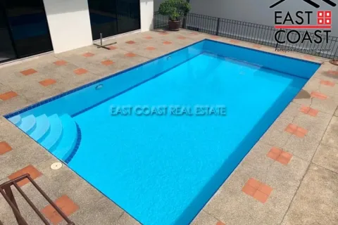 Casa de 3 dormitorios en Pattaya, Tailandia № 213477 - foto 17