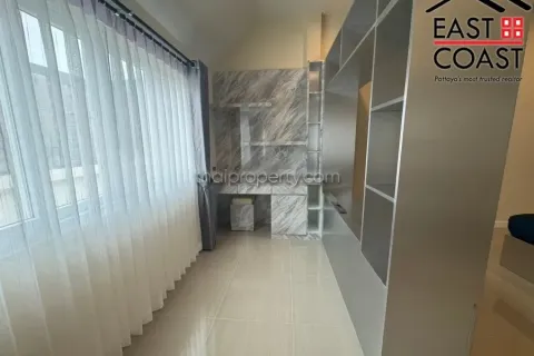 Casa de 3 dormitorios en Pattaya, Tailandia № 213479 - foto 15