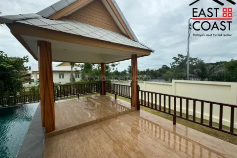 Casa de 3 dormitorios en Pattaya, Tailandia № 213479 - foto 17
