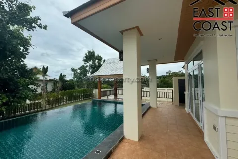 Casa de 3 dormitorios en Pattaya, Tailandia № 213479 - foto 3