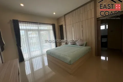 Casa de 3 dormitorios en Pattaya, Tailandia № 213479 - foto 13