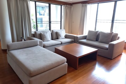 Condo in Bangkok, Thailand, 4 bedrooms  № 157512