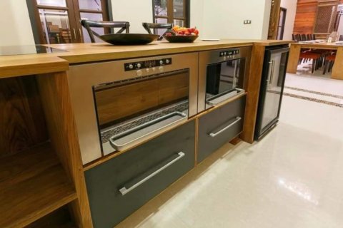 Condo in Bangkok, Thailand, 4 bedrooms  № 157516 - photo 9