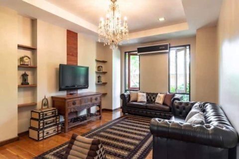 Condo in Bangkok, Thailand, 4 bedrooms  № 157516 - photo 25