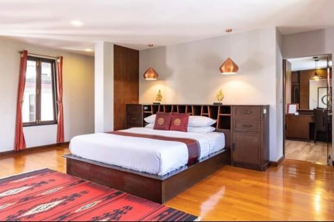 Condo in Bangkok, Thailand, 4 bedrooms  № 157516 - photo 13